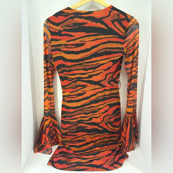 Orange tiger print mesh dress - Picture 3 of 5